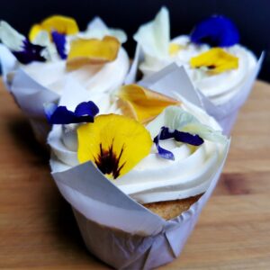Floral Cupcakes (x6)